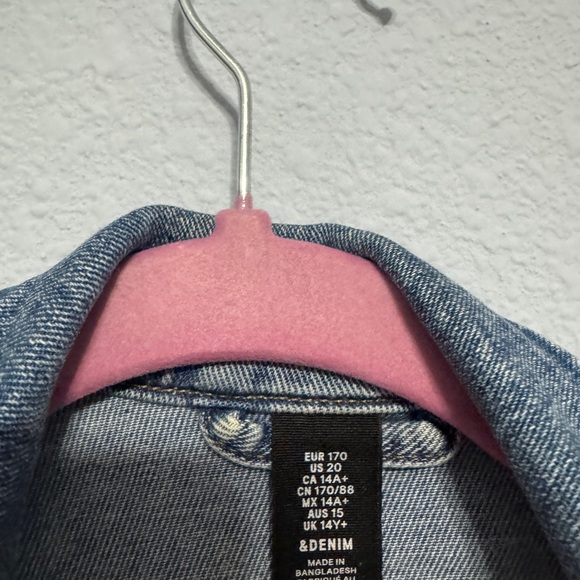 Denim jacket - Picture 4 of 4